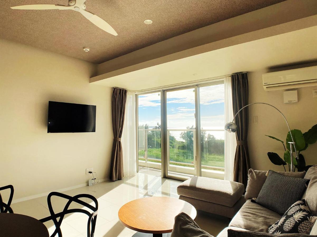 Appartement 真栄田グランブルー403 ~ Maeda Grand Blue 403 ~ à Onna Extérieur photo