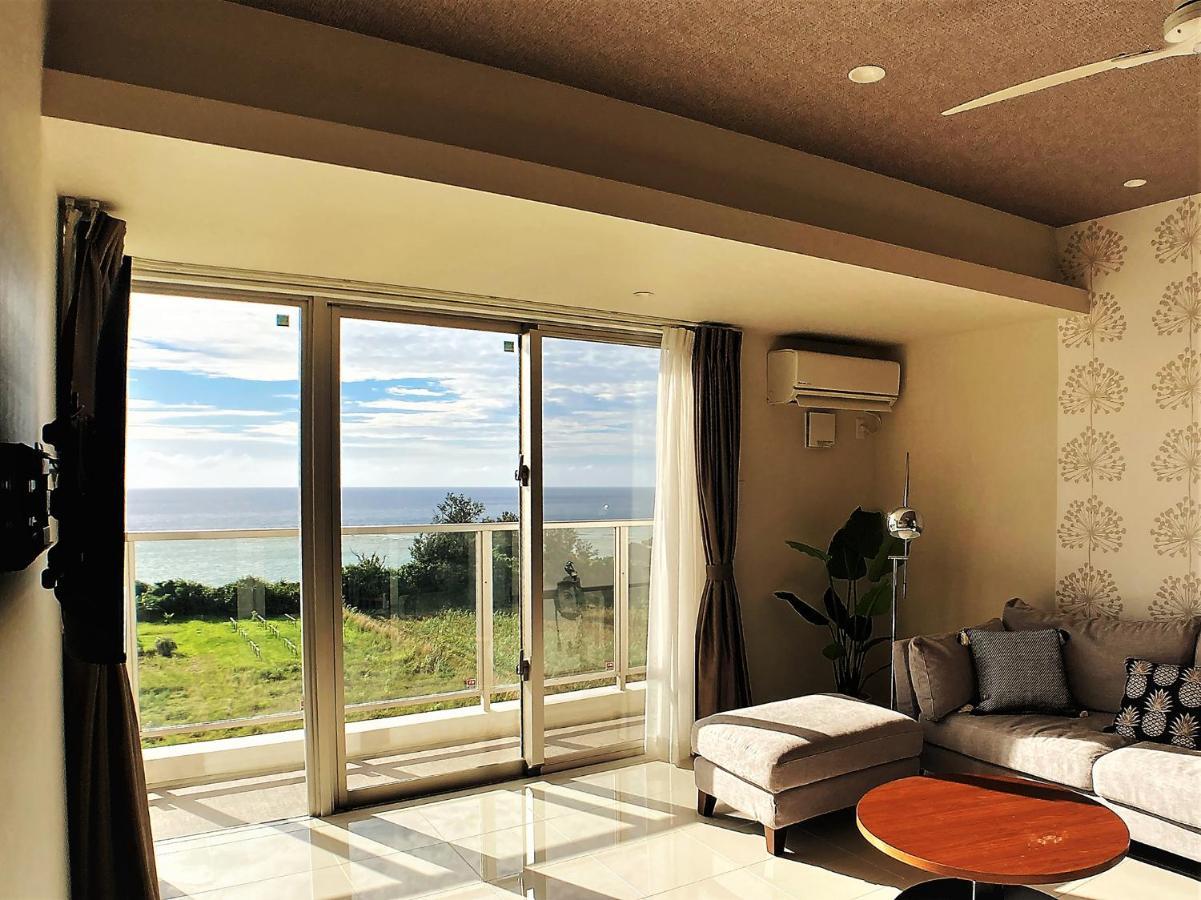 Appartement 真栄田グランブルー403 ~ Maeda Grand Blue 403 ~ à Onna Extérieur photo