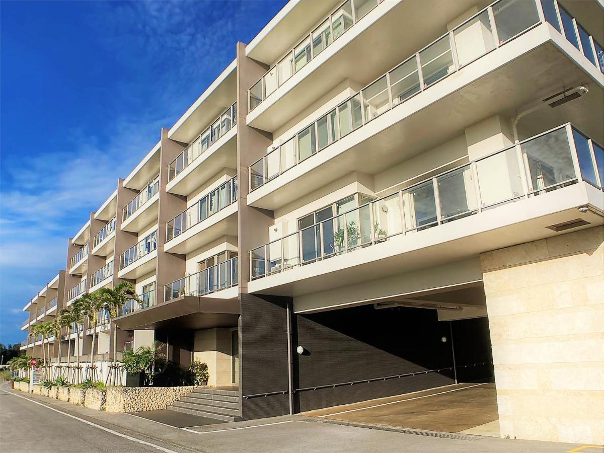 Appartement 真栄田グランブルー403 ~ Maeda Grand Blue 403 ~ à Onna Extérieur photo